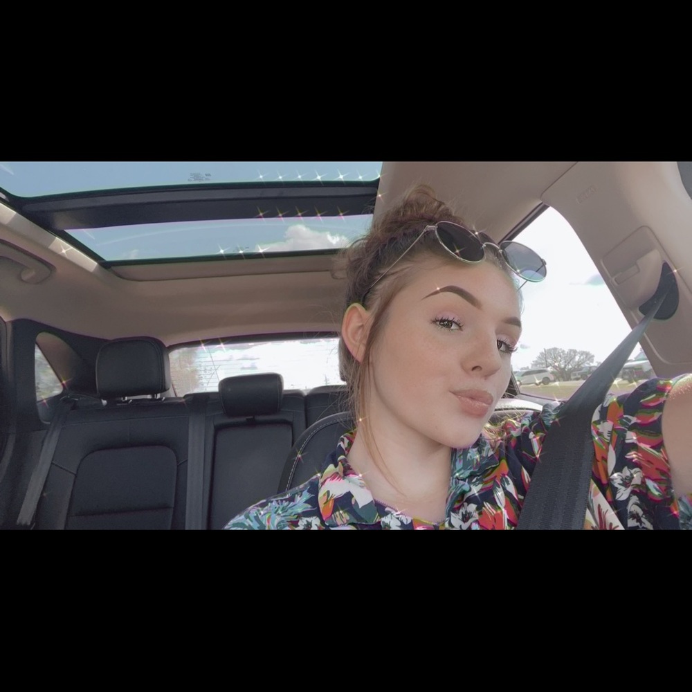 Meet your Posher, Serena